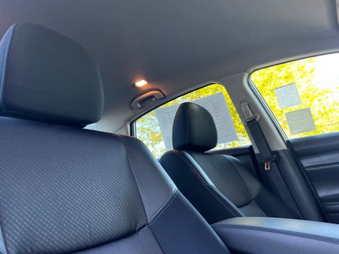 Used 2017 Nissan Altima 2.5 SR w/ Midnight Edition Package image 16