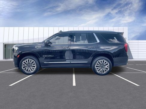 Used 2023 GMC Yukon Denali Ultimate AWD/4WD image 5