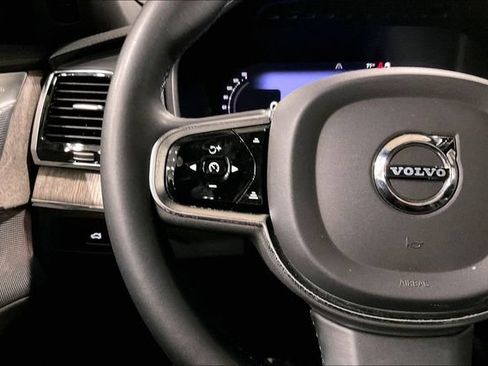 Certified 2024 Volvo XC90 T8 Ultimate AWD/4WD image 21