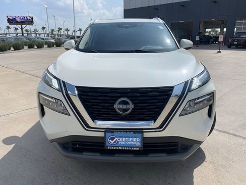 Certified 2023 Nissan Rogue SV w/ SV Premium B Package FWD image 2
