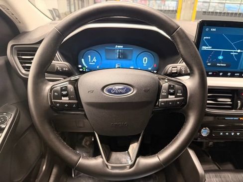 Used 2025 Ford Escape Platinum AWD/4WD image 26