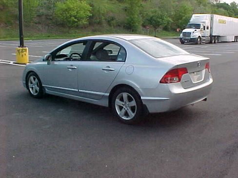 Used 2006 Honda Civic EX image 9