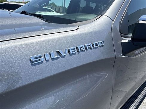 Certified 2022 Chevrolet Silverado 1500 LT AWD/4WD image 30