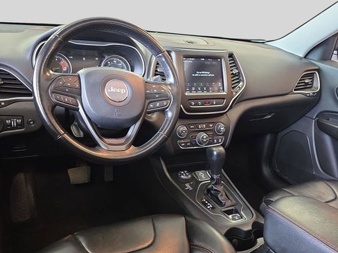 Used 2021 Jeep Cherokee Trailhawk w/ Sun, Sound & Nav Group AWD/4WD image 20