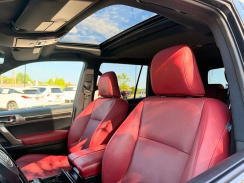 Used 2021 Lexus GX 460 Premium w/ Premium Package AWD/4WD image 22