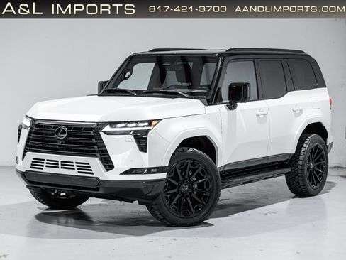 Used 2024 Lexus GX 550 w/ Cold Area Package image 6