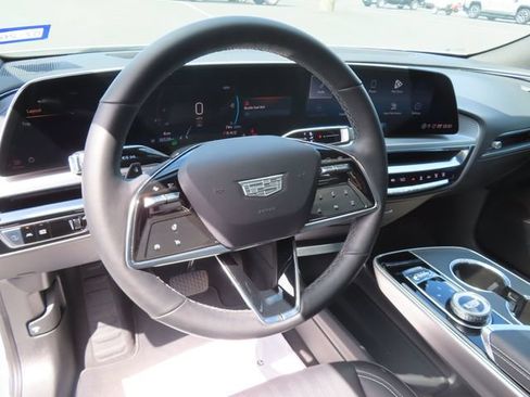 Used 2024 Cadillac Lyriq Sport AWD/4WD image 14