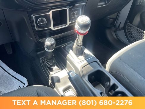 Used 2022 Jeep Wrangler Unlimited Sport AWD/4WD image 22