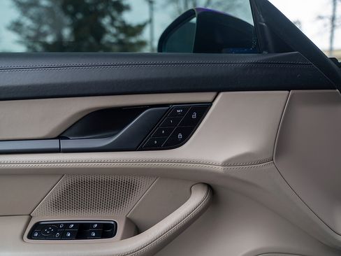 Certified 2023 Porsche Taycan GTS image 18