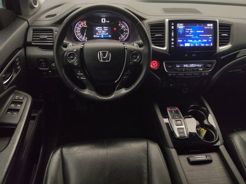 Used 2018 Honda Pilot Elite image 22