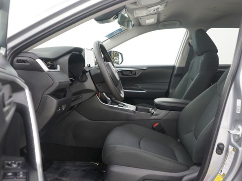 Used 2025 Toyota RAV4 LE image 19
