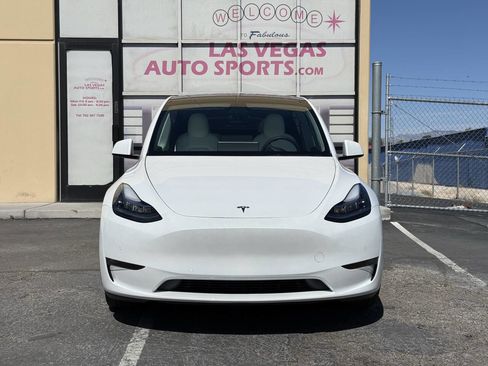 Used 2021 Tesla Model Y Long Range AWD/4WD image 3
