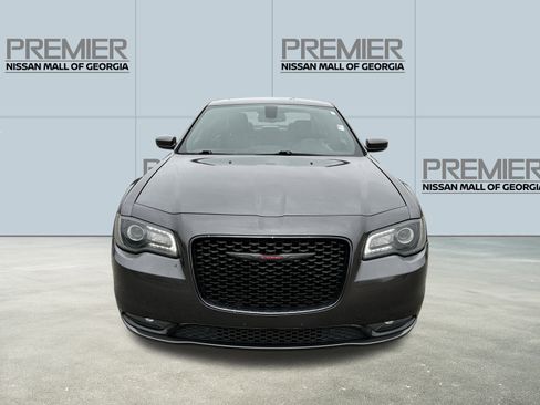 Used 2021 Chrysler 300 S image 2