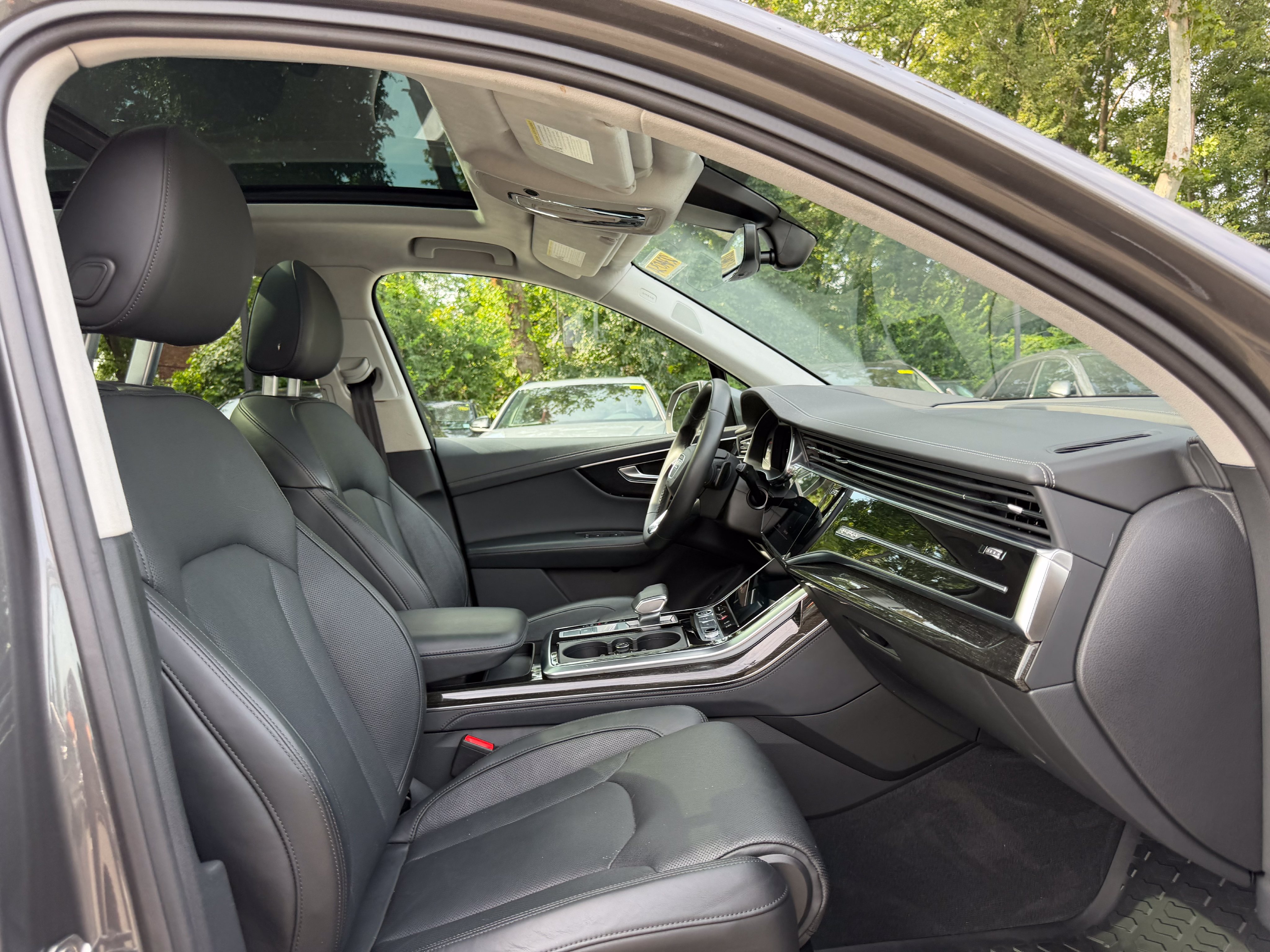 Used 2023 Audi Q7 3.0T Prestige AWD/4WD image 17