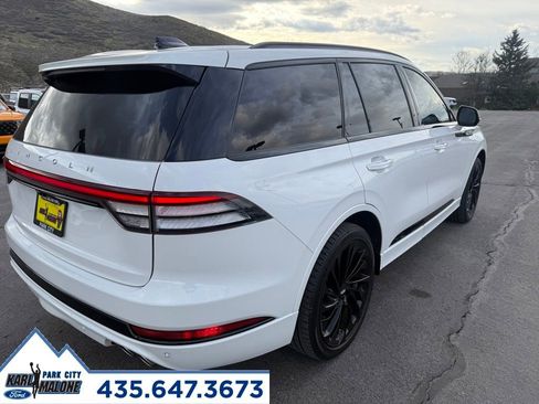 Used 2025 Lincoln Aviator Reserve w/ Equipment Group 201A image 6