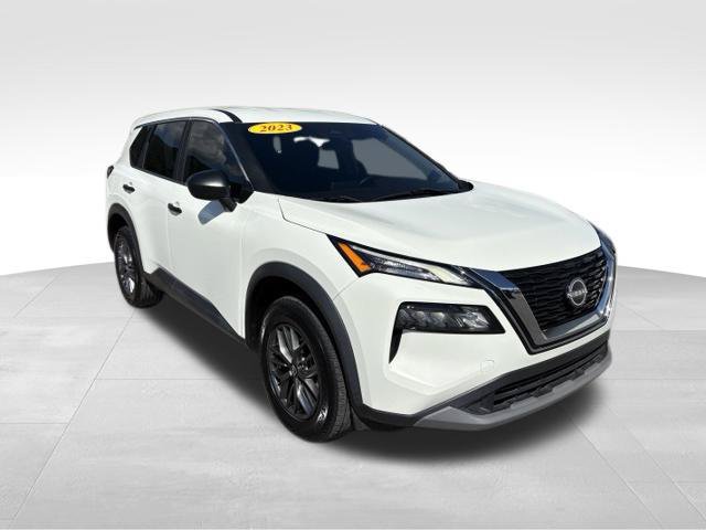 Used 2023 Nissan Rogue S AWD/4WD image 8