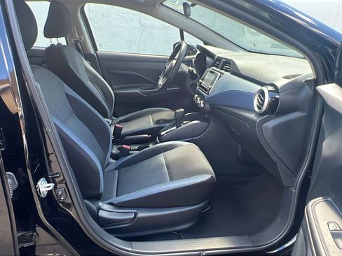 Used 2023 Nissan Versa SV image 29