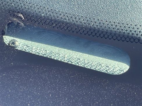 Used 2003 Ford Thunderbird image 32