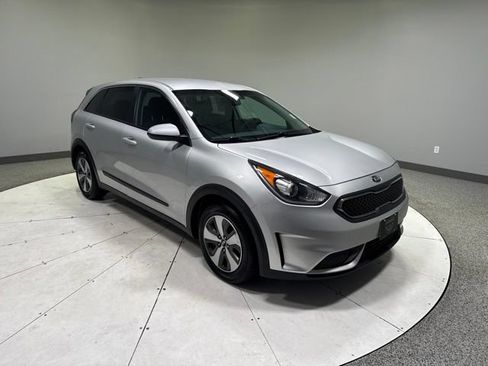 Used 2018 Kia Niro FE FWD image 7