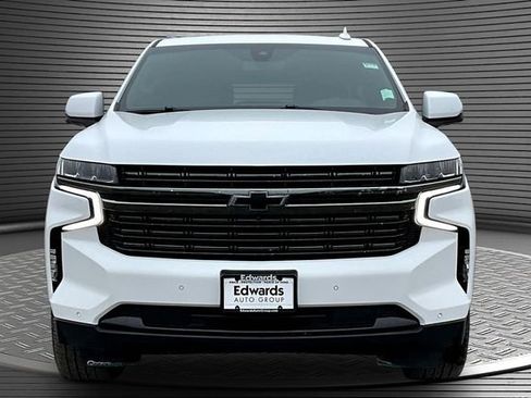 Used 2022 Chevrolet Suburban RST w/ Luxury Package image 2