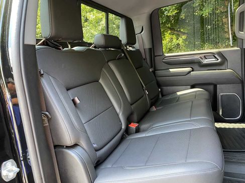 Used 2024 Chevrolet Silverado 2500 LTZ w/ LTZ Premium Package image 39