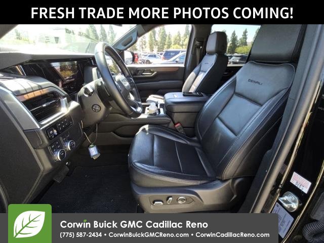Used 2025 GMC Yukon Denali AWD/4WD image 6