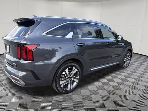 Used 2023 Kia Sorento EX AWD/4WD image 5