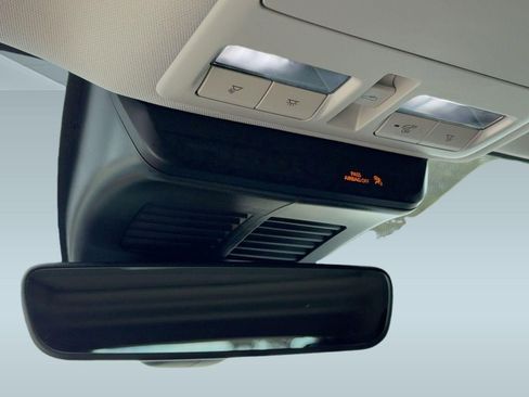 Used 2025 MAZDA CX-50 AWD 2.5 Hybrid w/ Premium Pkg image 19