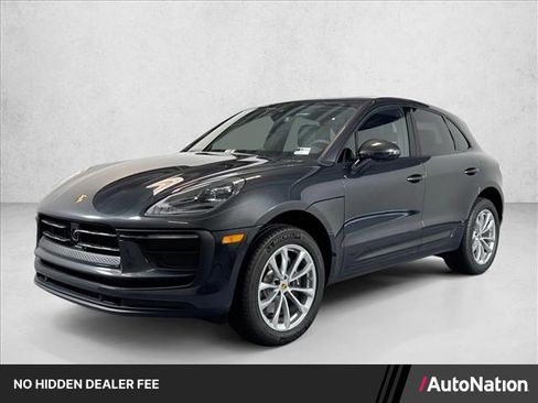 Certified 2026 Porsche Macan AWD/4WD image 1