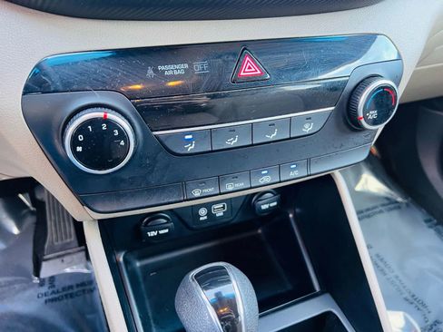 Used 2021 Hyundai Tucson SE image 31