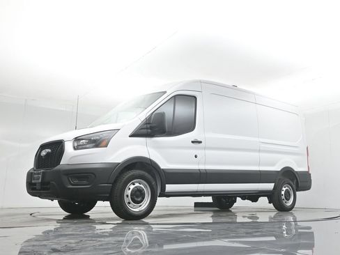 New 2026 Ford Transit 250 148 Medium Roof w/ Load Area Protection Package image 46