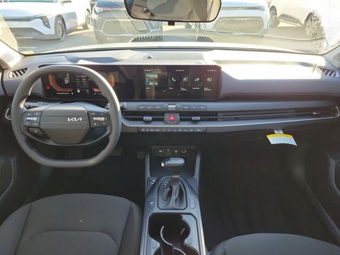 New 2026 Kia K4 FWD image 16