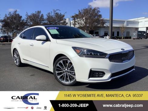Used 2019 Kia Cadenza Technology image 1