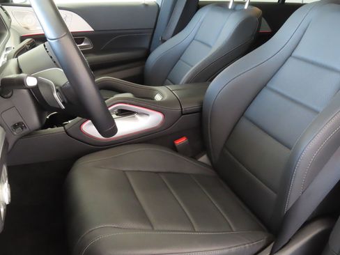 Used 2025 Mercedes-Benz GLE 350 4MATIC image 12