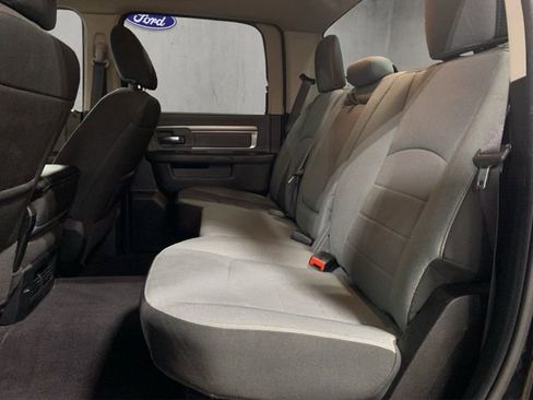 Used 2022 RAM 1500 Classic SLT image 19