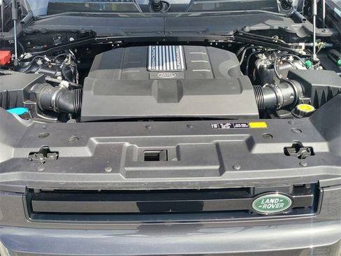 New 2025 Land Rover Defender 90 V8 image 26