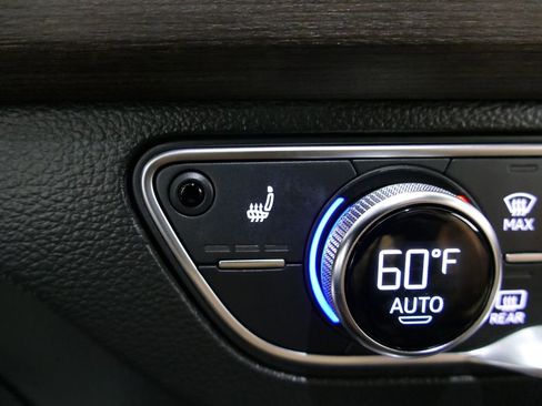 Used 2021 Audi Q5 2.0T Premium w/ Convenience Package AWD/4WD image 14