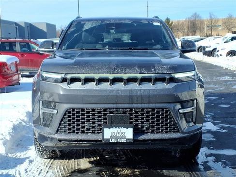 New 2026 Jeep Grand Wagoneer image 22