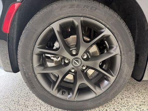 New 2026 Chrysler Pacifica Limited w/ S Appearance Package image 28