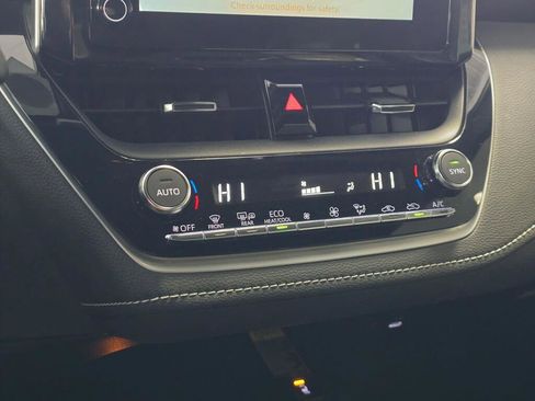 Certified 2023 Toyota Corolla XSE image 30