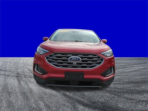 Used 2024 Ford Edge Titanium w/ Equipment Group 301A image 9