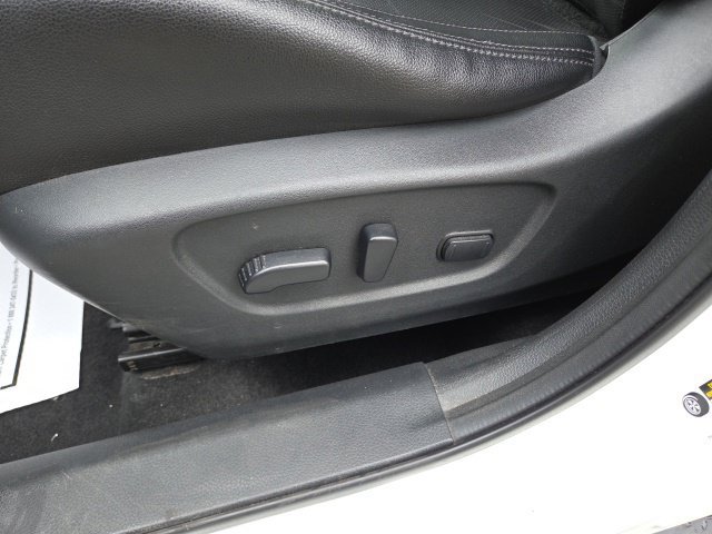 Used 2020 Nissan Rogue SL AWD/4WD image 38