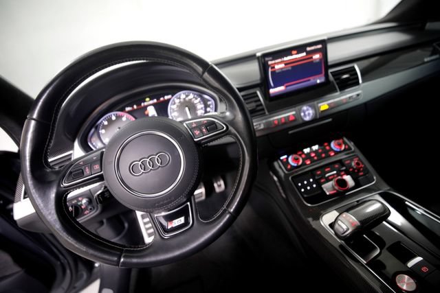 Used 2015 Audi S8 w/ S8 Driver Assistance Package AWD/4WD image 9
