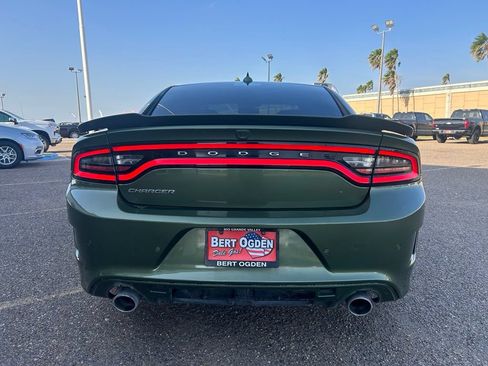 Used 2022 Dodge Charger R/T RWD image 5