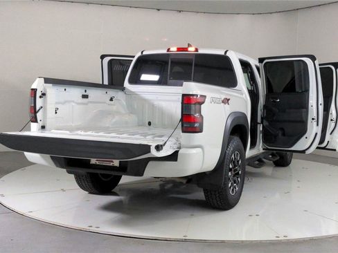 Used 2022 Nissan Frontier PRO-4X w/ Off-Road Protection Package image 44