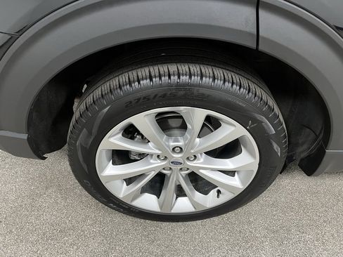 Used 2022 Ford Explorer Platinum w/ Equipment Group 601A image 20