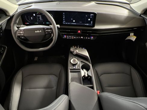 New 2025 Kia EV6 Wind image 21