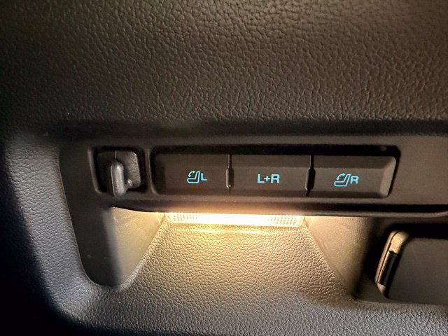 Used 2025 Ford Explorer ST AWD/4WD image 10