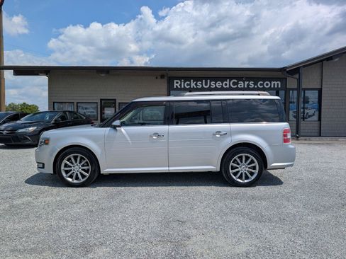 Used 2016 Ford Flex Limited AWD/4WD image 11