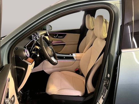 Certified 2026 Mercedes-Benz GLC 300 4MATIC image 9